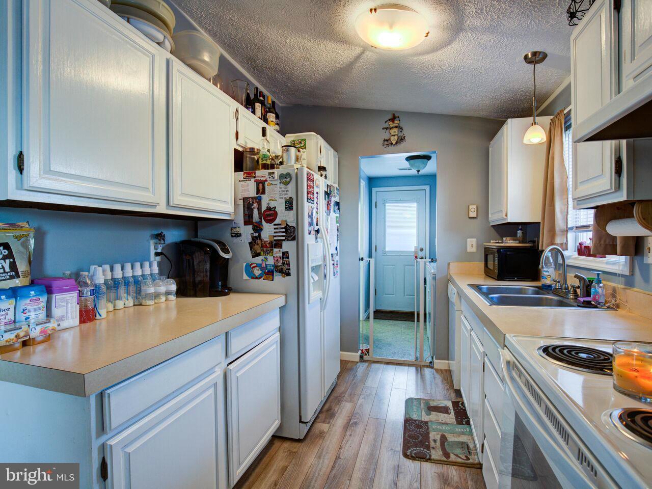 258 Fegan Road Bunker Hill, WV 25413 - Photo 16 of 30 Kitchen