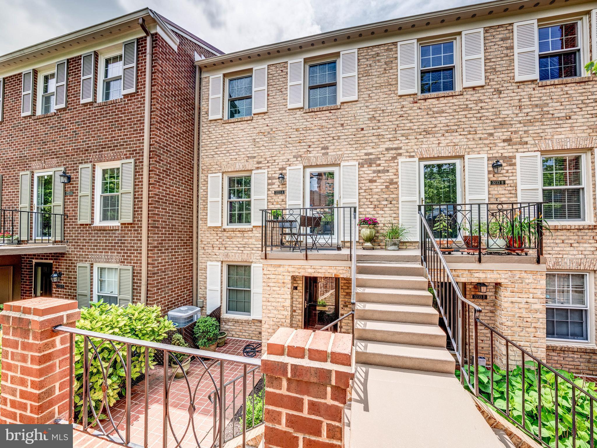 3233 Sutton Place Northwest, Unit A Washington, DC 20016 - Photo 2 of 48