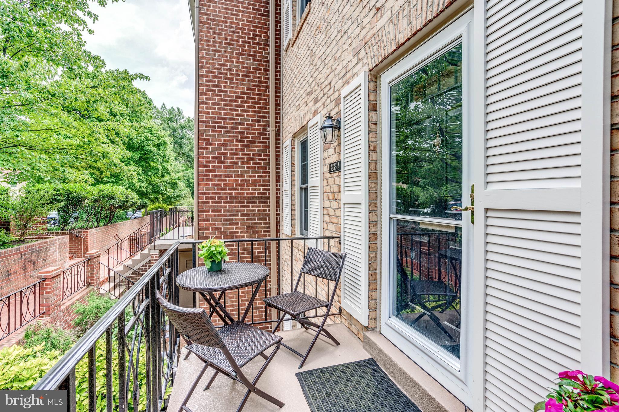 3233 Sutton Place Northwest, Unit A Washington, DC 20016 - Photo 4 of 48