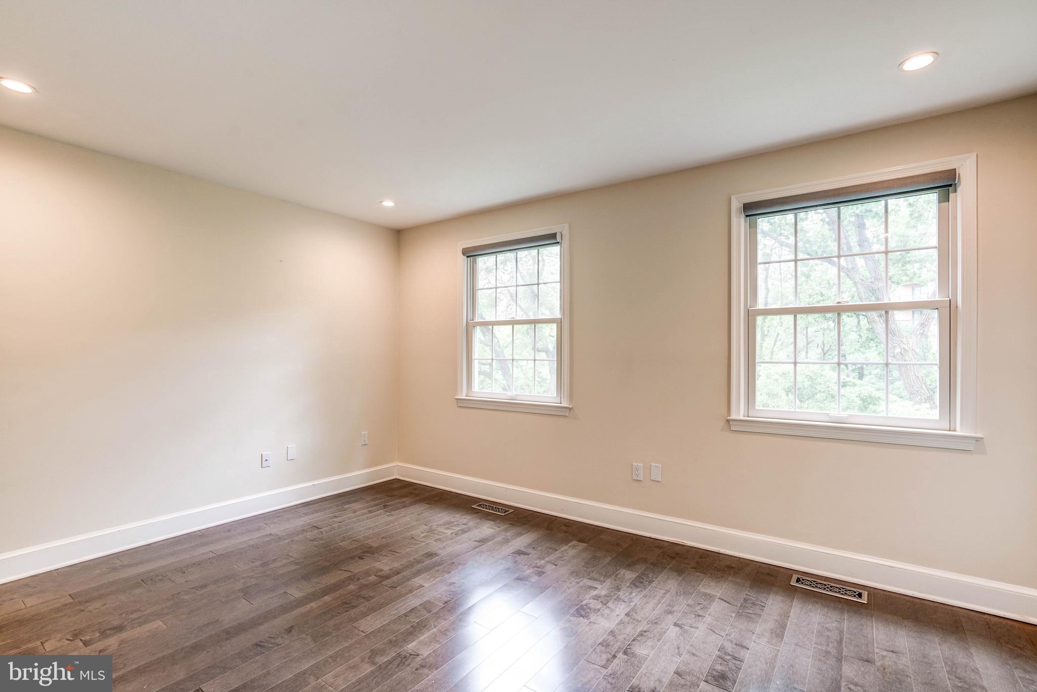 3233 Sutton Place Northwest, Unit A Washington, DC 20016 - Photo 41 of 48