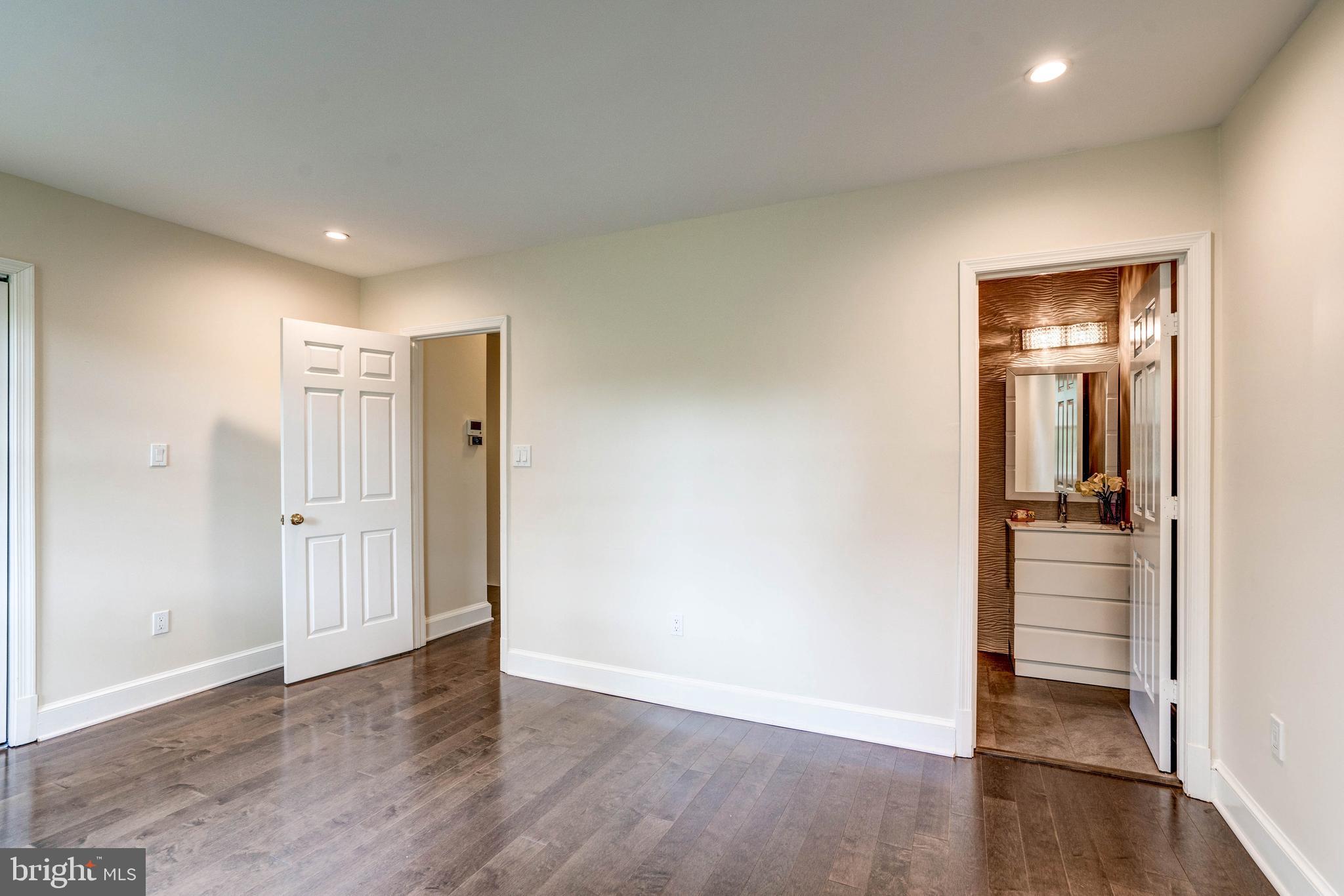 3233 Sutton Place Northwest, Unit A Washington, DC 20016 - Photo 43 of 48