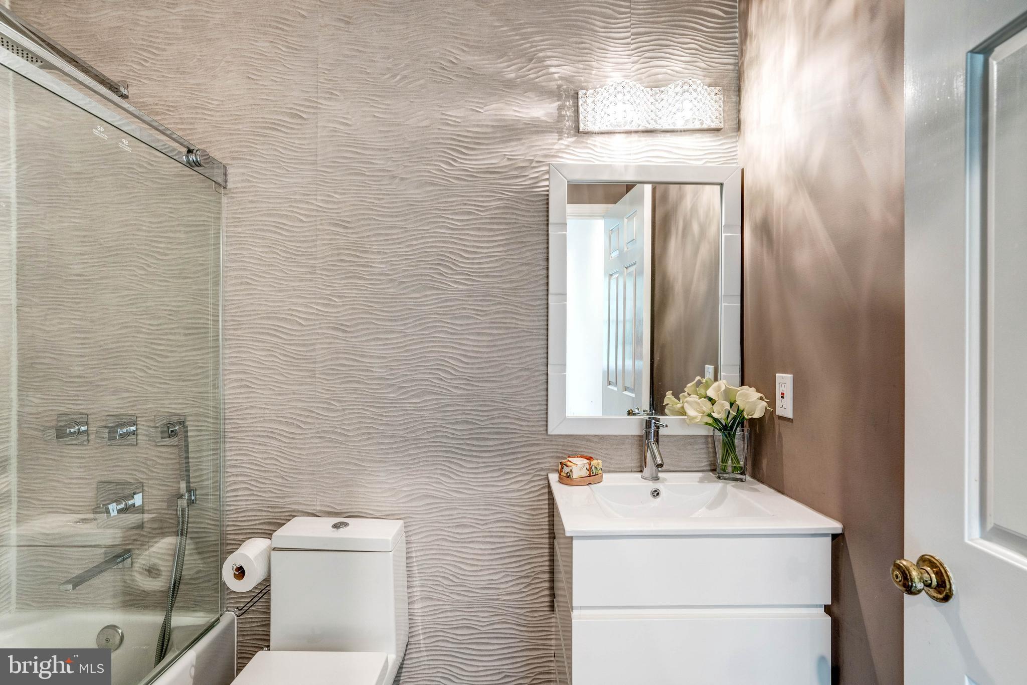 3233 Sutton Place Northwest, Unit A Washington, DC 20016 - Photo 45 of 48