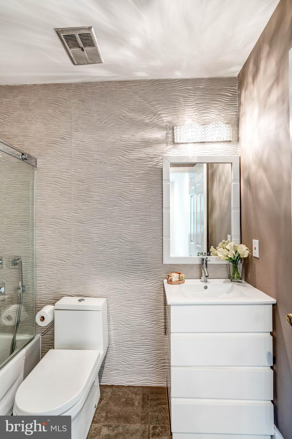 3233 Sutton Place Northwest, Unit A Washington, DC 20016 - Photo 46 of 48