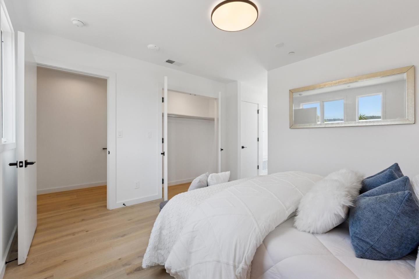 1433 Floribunda Avenue, Unit 5 Burlingame, CA 94010 - Photo 35 of 58