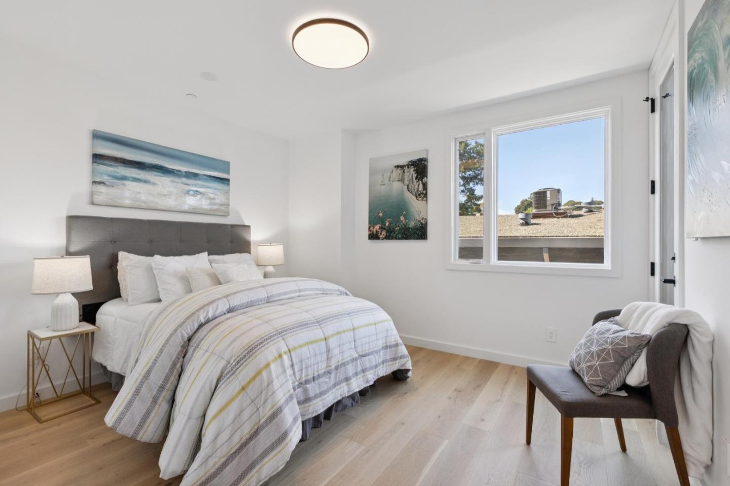 1433 Floribunda Avenue, Unit 5 Burlingame, CA 94010 - Photo 6 of 58 a bedroom with bed and a window