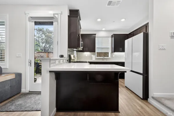 $615,000 | 48 Yarrow Way, Santa Rosa, CA 95407