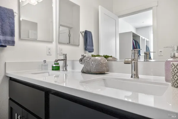 $615,000 | 48 Yarrow Way, Santa Rosa, CA 95407