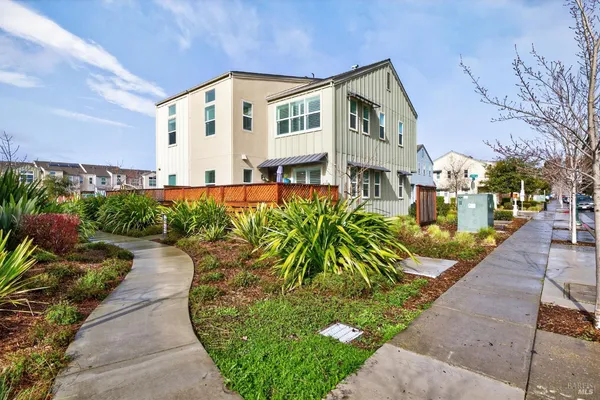 $615,000 | 48 Yarrow Way, Santa Rosa, CA 95407