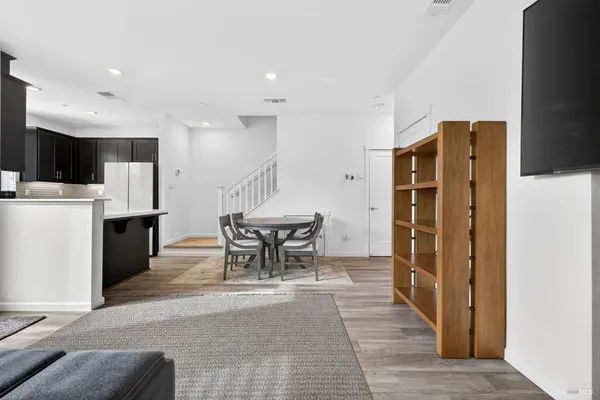 $615,000 | 48 Yarrow Way, Santa Rosa, CA 95407