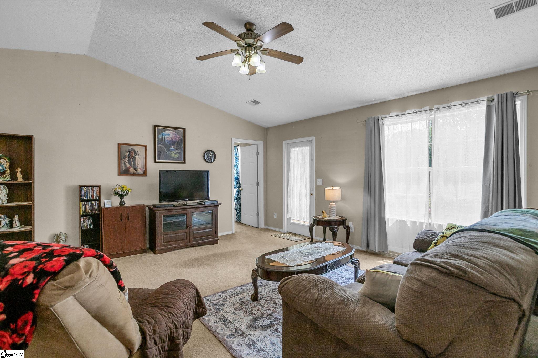 8 Pasture Place Simpsonville, SC 29681 - Photo 12 of 30