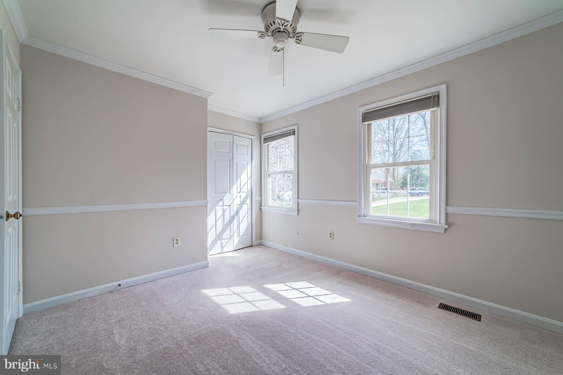 6813 Bluecurl Circle Springfield, VA 22152 - Photo 36 of 60 Gallery Image 36