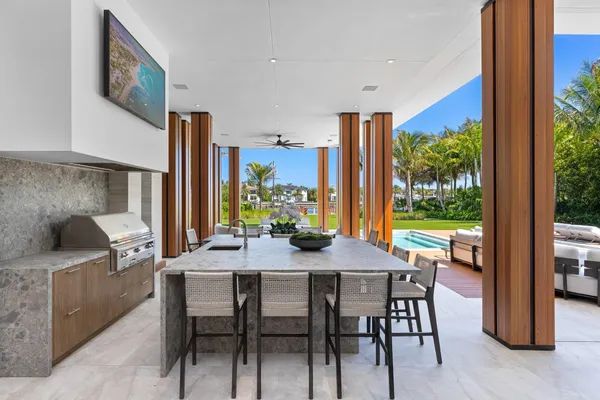 $40,000,000 | 2415 Casa De Marbella, Palm Beach Gardens, FL 33410
