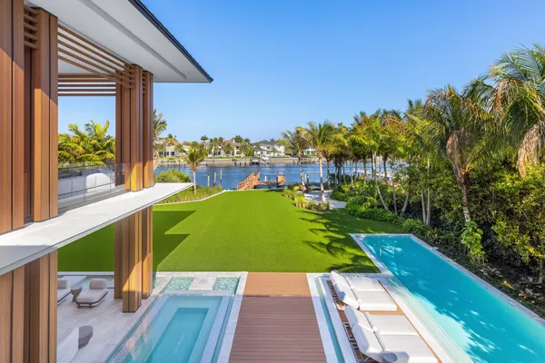 $40,000,000 | 2415 Casa De Marbella, Palm Beach Gardens, FL 33410