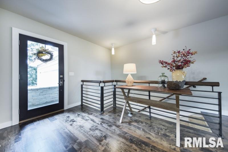 418 East High Point Road Peoria, IL 61614 - Photo 11 of 36 Gallery Image 11