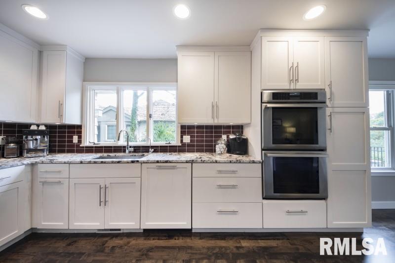 418 East High Point Road Peoria, IL 61614 - Photo 8 of 36 Gallery Image 8