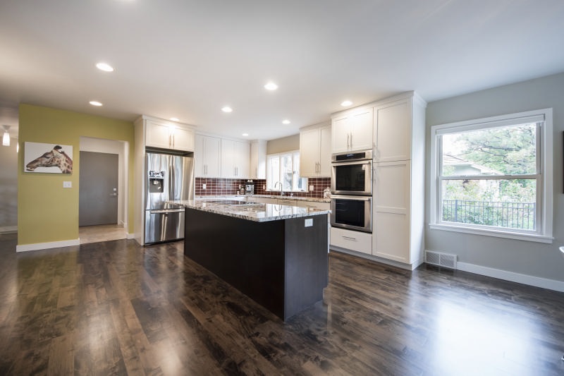 418 East High Point Road Peoria, IL 61614 - Photo 9 of 36 Gallery Image 9