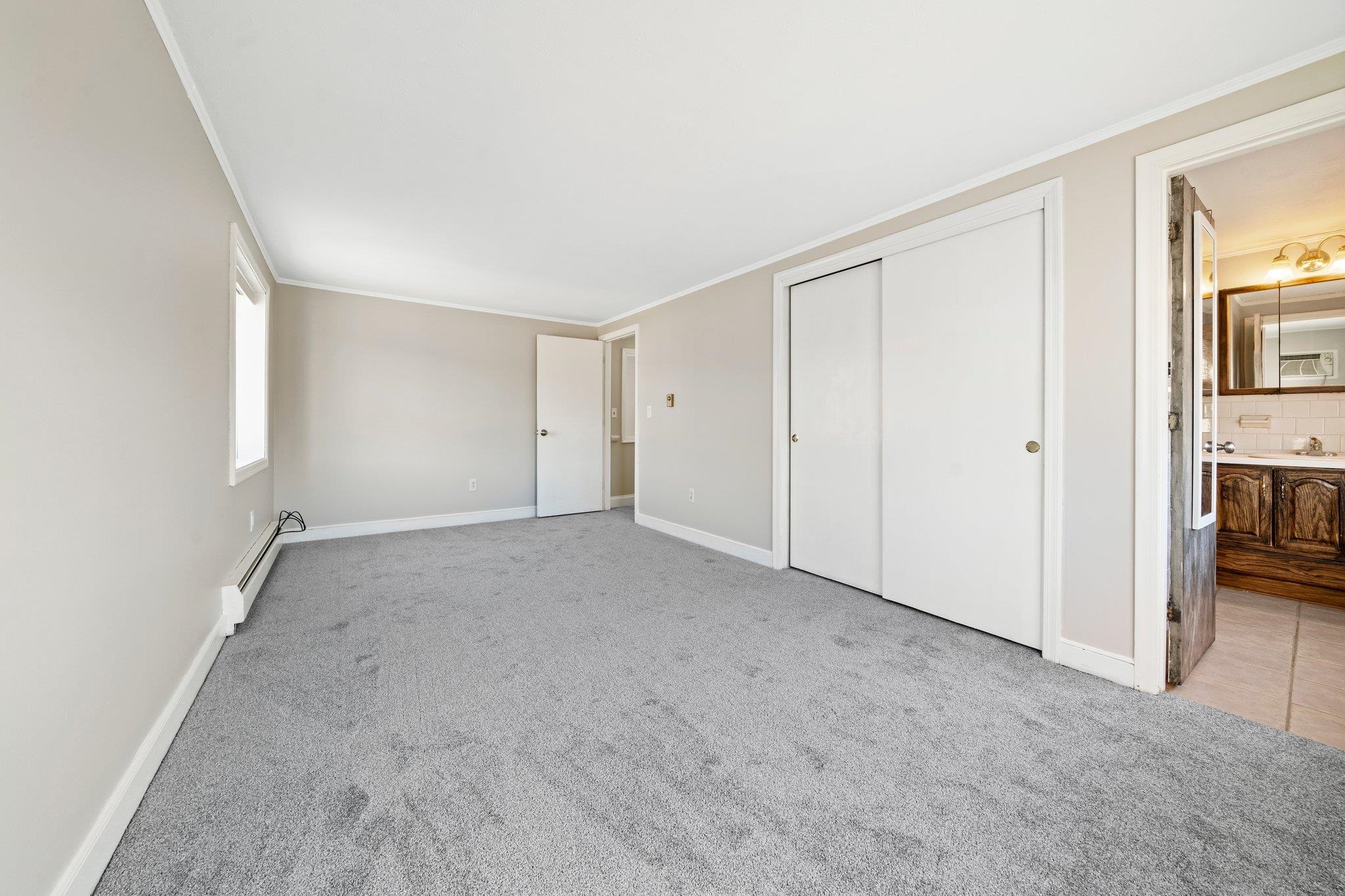 19-4 Boyd Road, Unit 4 Londonderry, NH 03053 - Photo 10 of 21