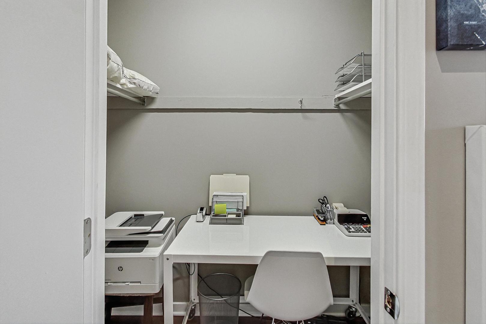 655 West Irving Park Road, Unit 812 Chicago, IL 60613 - Photo 11 of 33 Gallery Image 11