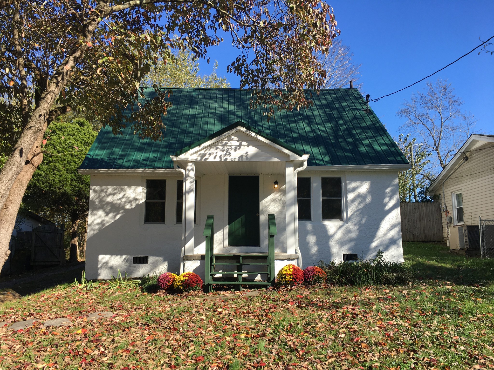 518 Hayes Street Springfield, TN 37172 - Photo 1 of 15 Gallery Image 1