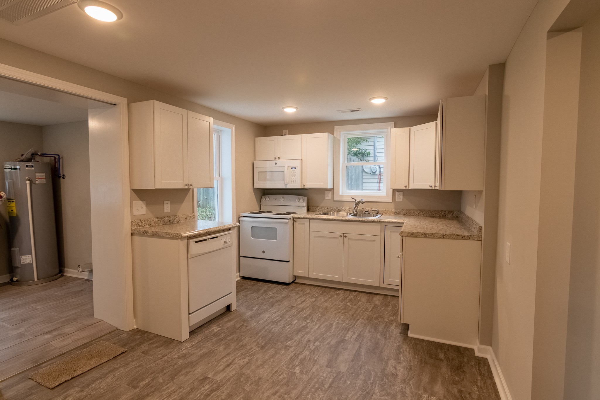 518 Hayes Street Springfield, TN 37172 - Photo 4 of 15 Gallery Image 4