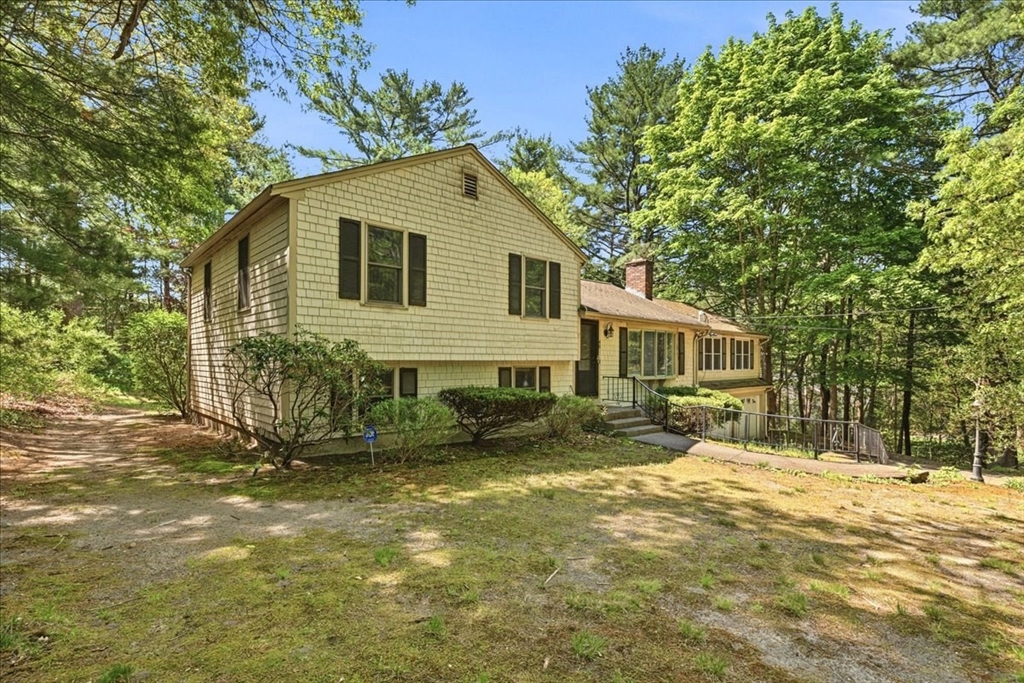 40 Kristin Road Plymouth, MA 02360 - Photo 2 of 39