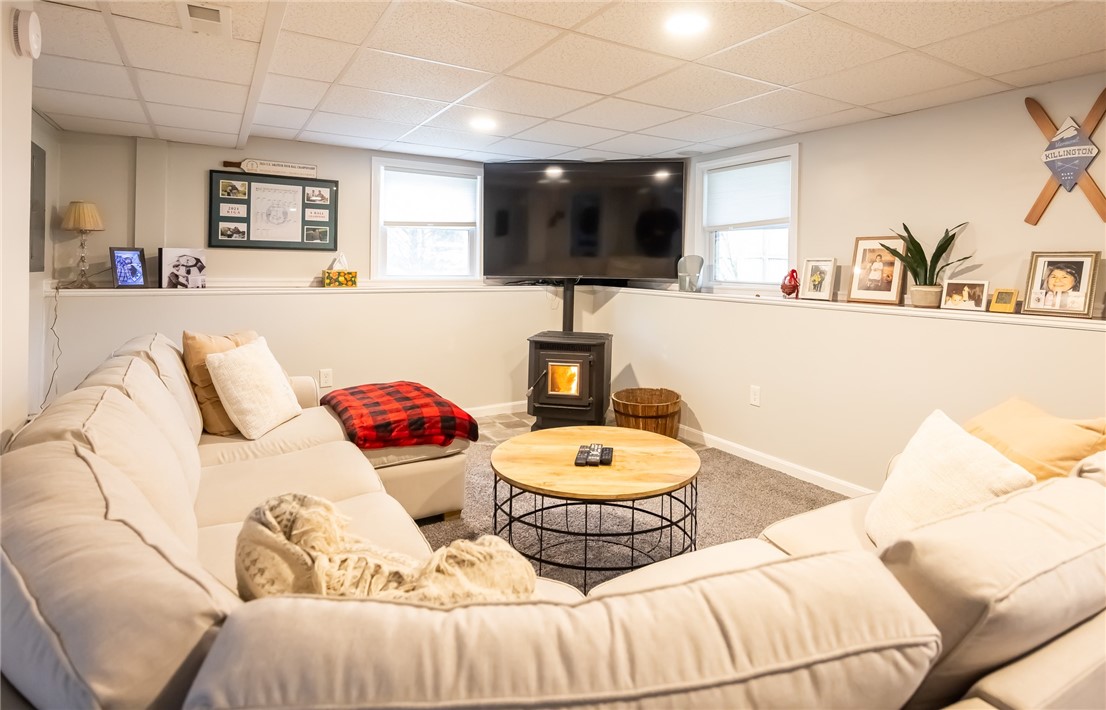 47 Long Street Warwick, RI 02886 - Photo 22 of 42