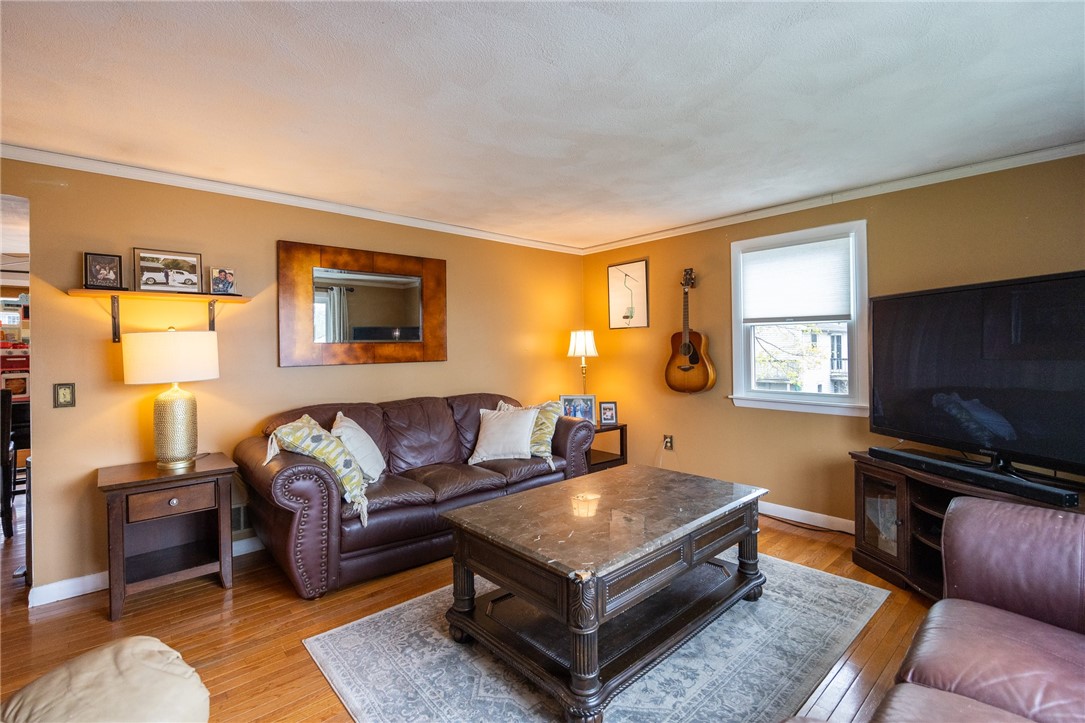 47 Long Street Warwick, RI 02886 - Photo 5 of 42