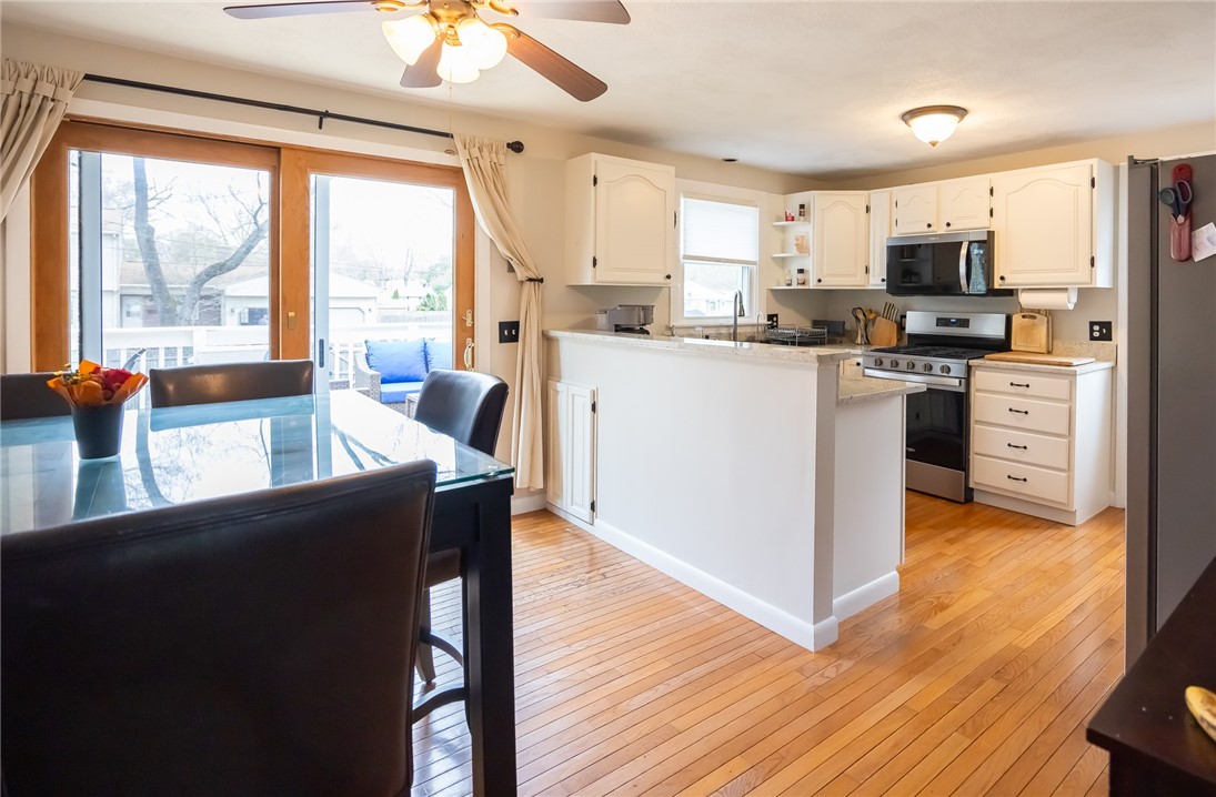 47 Long Street Warwick, RI 02886 - Photo 10 of 42