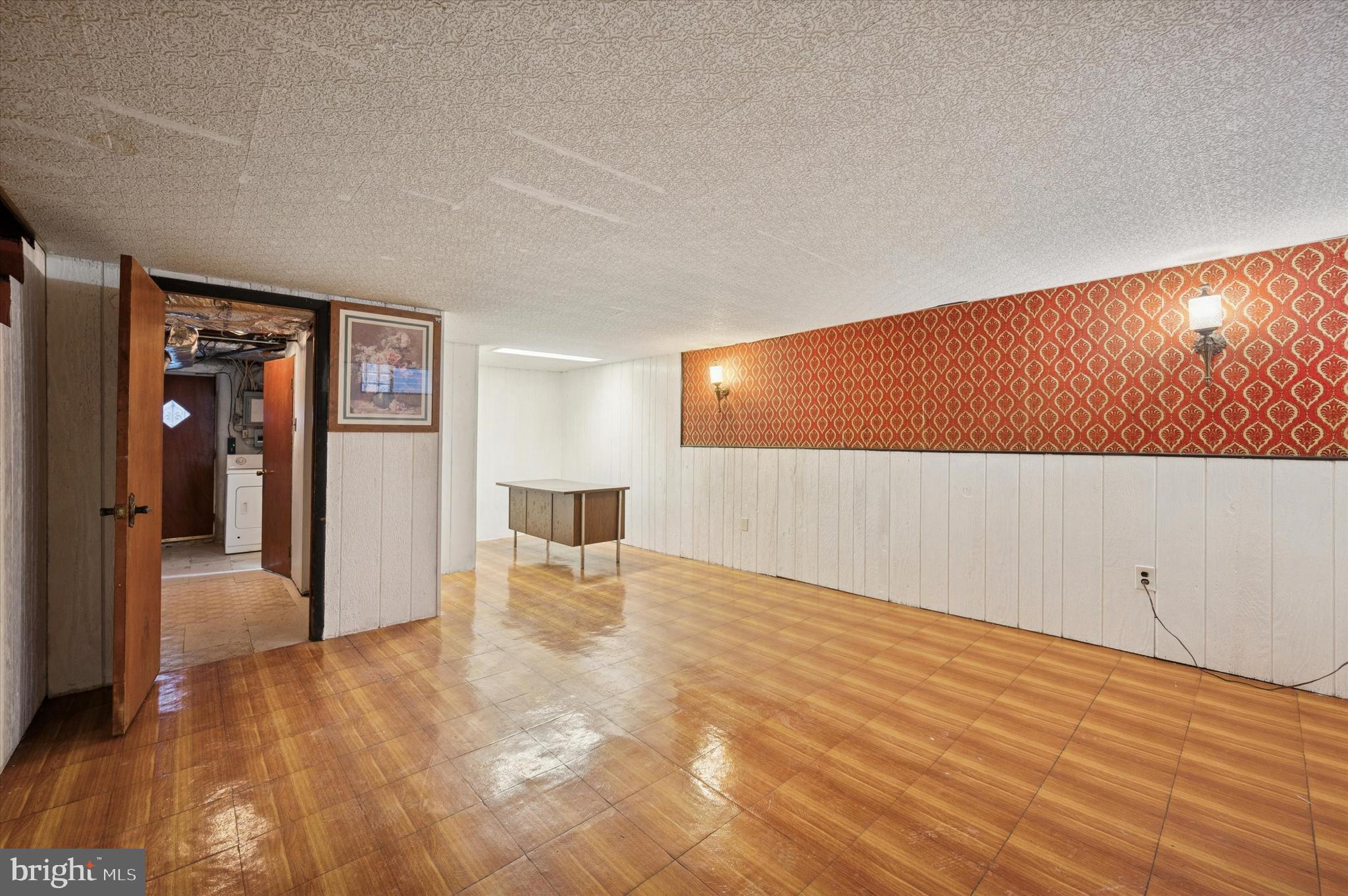 6024 Reach Street Philadelphia, PA 19111 - Photo 14 of 23 Finished basement