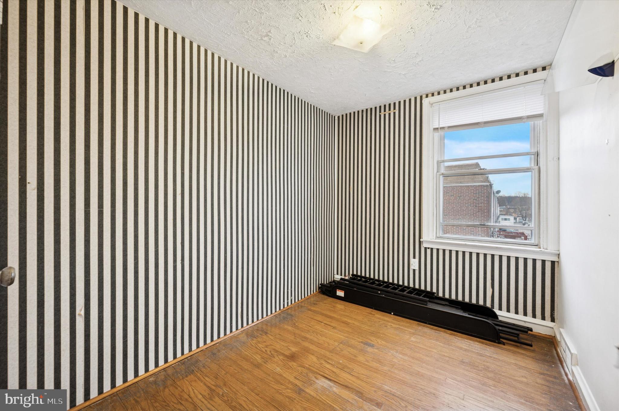 6024 Reach Street Philadelphia, PA 19111 - Photo 20 of 23 2nd bedroom