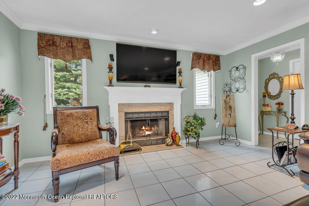 22 Overlook Drive Jackson, NJ 08527 - Photo 12 of 34 033_mjb04570