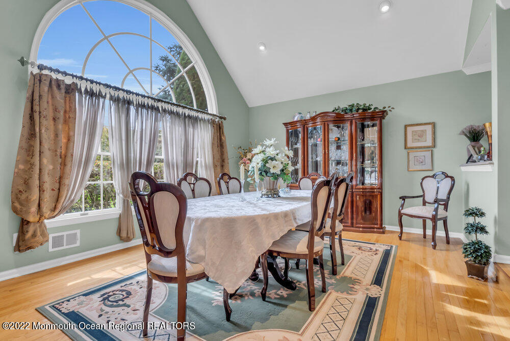 22 Overlook Drive Jackson, NJ 08527 - Photo 7 of 34 019_mjb04505