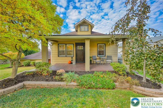 $375,000 | 1390 New Jersey Avenue, Hellertown, PA 18055