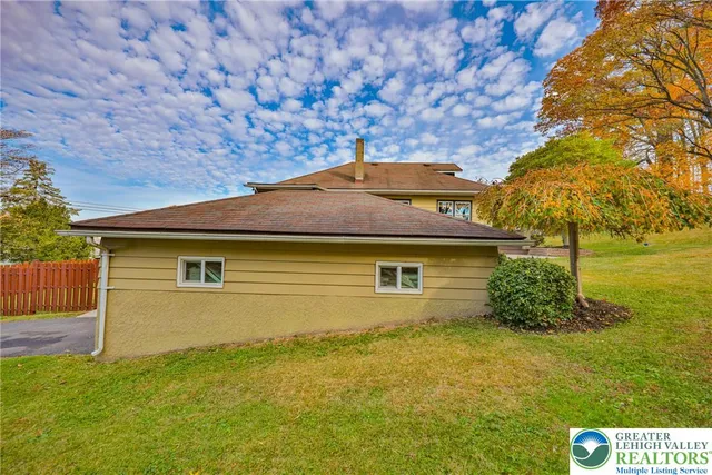 $375,000 | 1390 New Jersey Avenue, Hellertown, PA 18055