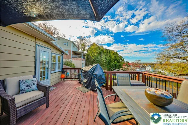 $375,000 | 1390 New Jersey Avenue, Hellertown, PA 18055