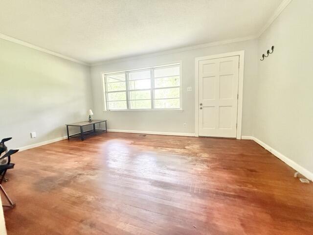697 Newt Johnson Road Chickamauga, GA 30707 - Photo 4 of 17 Living Room