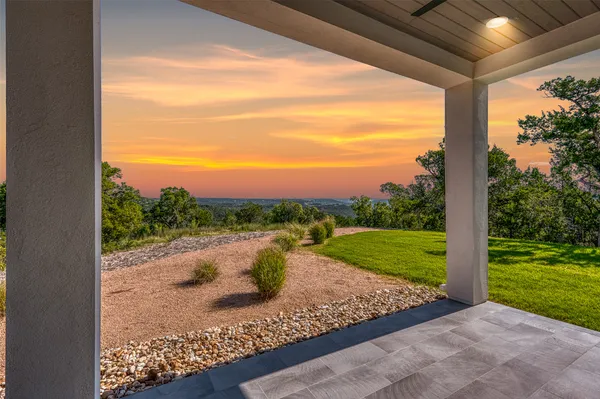 $895,000 | Tbd Nina Lane, Jonestown, TX 78645
