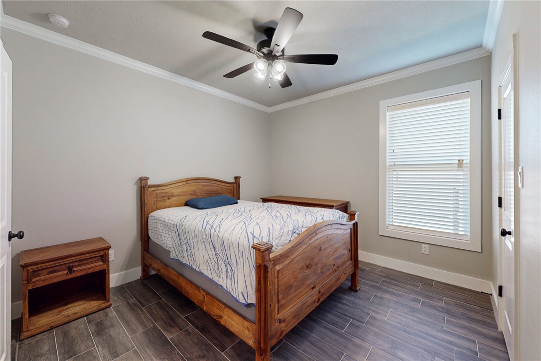 3005 Alpha Court Bryan, TX 77808 - Photo 11 of 37