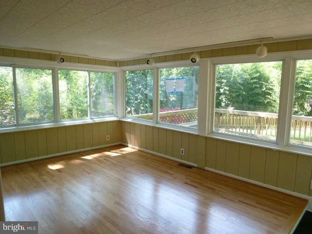 8116 Karl Road Alexandria, VA 22308 - Photo 7 of 16 Family Room