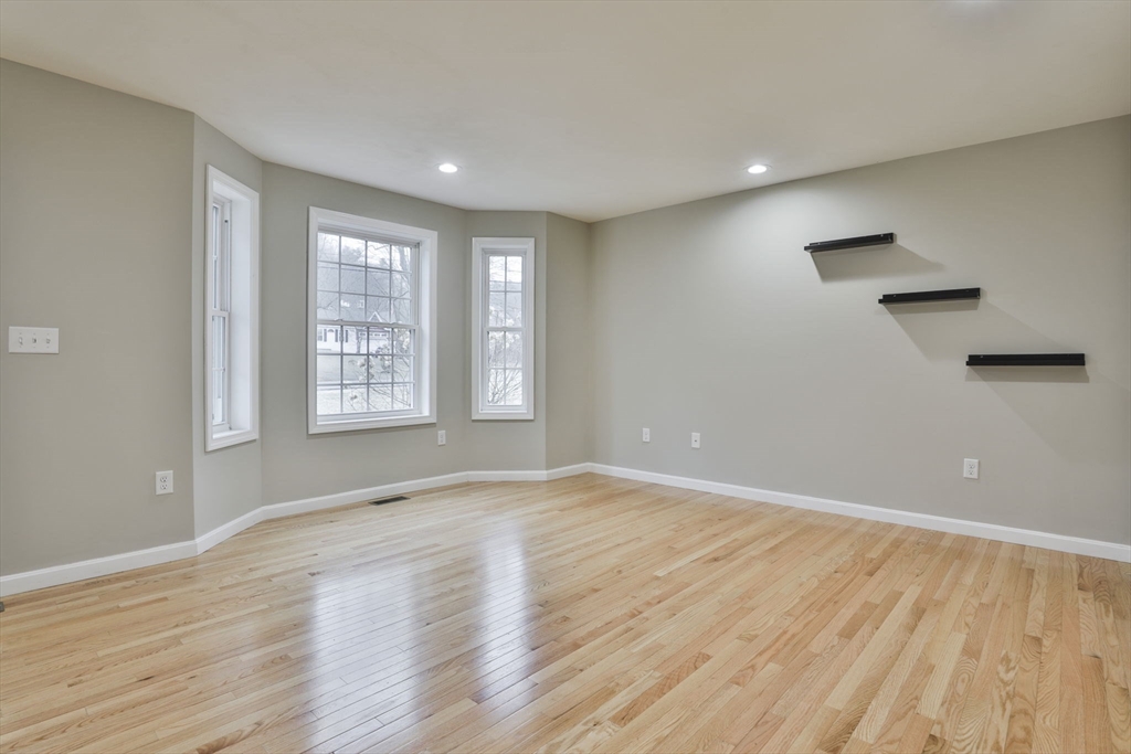 59 Windham Road, Unit C Hudson, NH 03051 - Photo 7 of 38