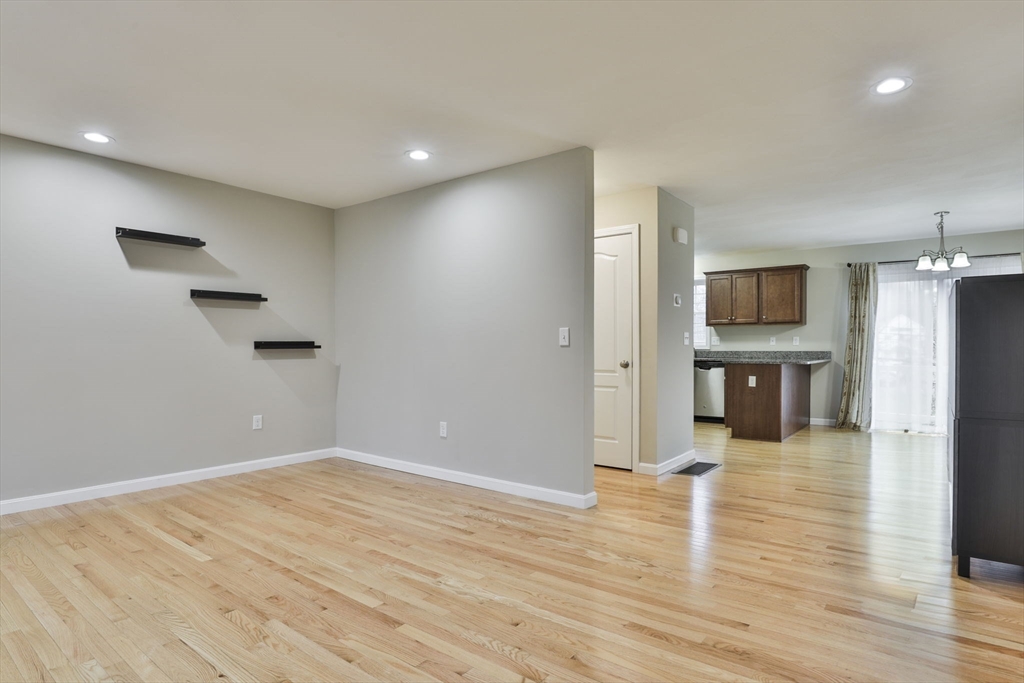 59 Windham Road, Unit C Hudson, NH 03051 - Photo 9 of 38