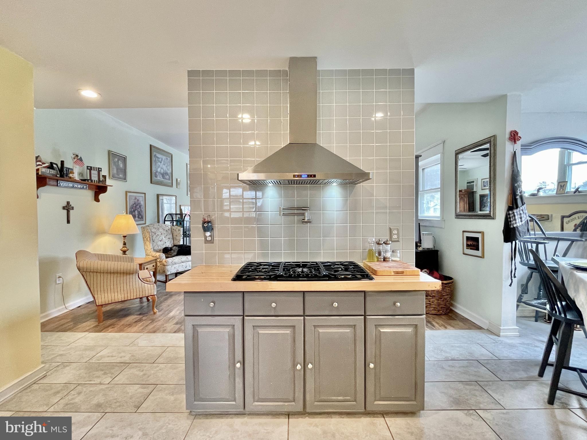 401 Haakon Road Brooklawn, NJ 08030 - Photo 18 of 38 Kitchen