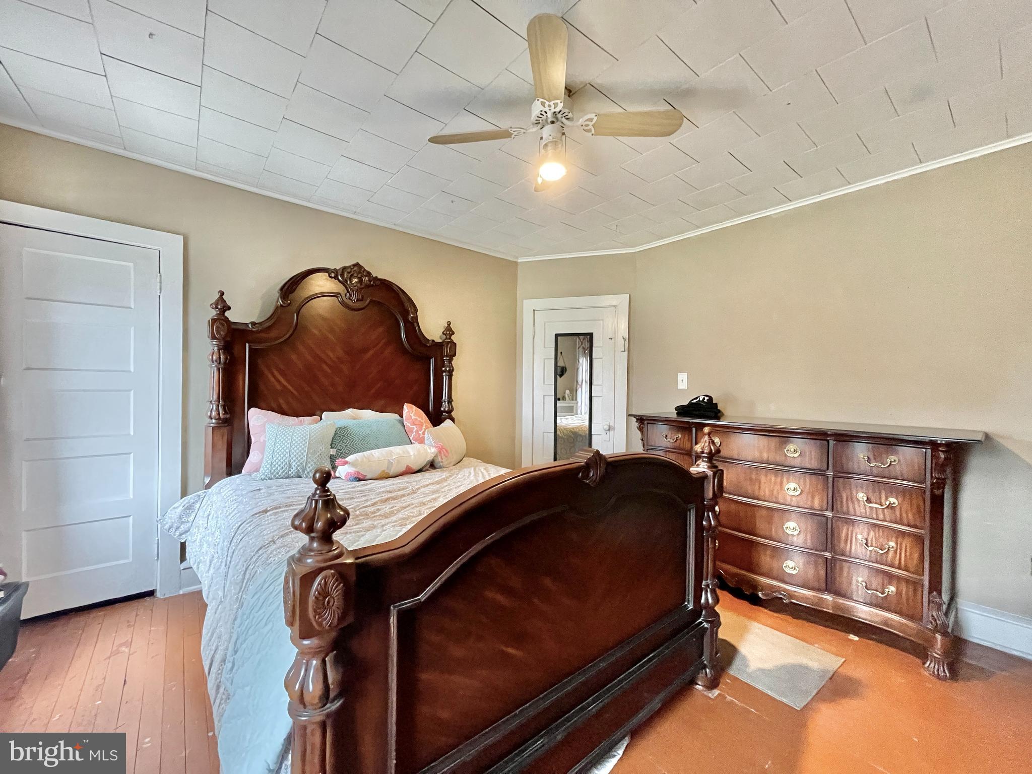 401 Haakon Road Brooklawn, NJ 08030 - Photo 25 of 38 Bedroom