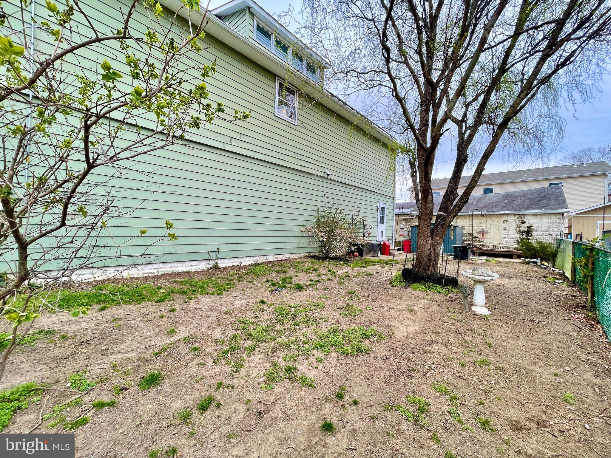 401 Haakon Road Brooklawn, NJ 08030 - Photo 34 of 38 Side Fence in Yard