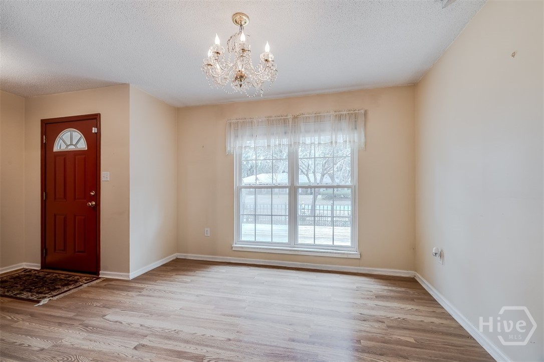 2 Ole Oak Road Savannah, GA 31410 - Photo 8 of 43 Gallery Image 8