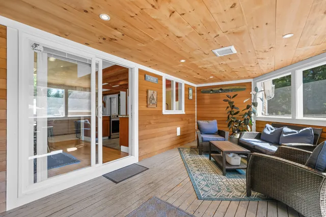 $1,295,000 | 6 Cedar Street, Cotuit, MA 02635