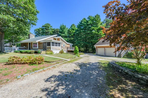 $1,295,000 | 6 Cedar Street, Cotuit, MA 02635