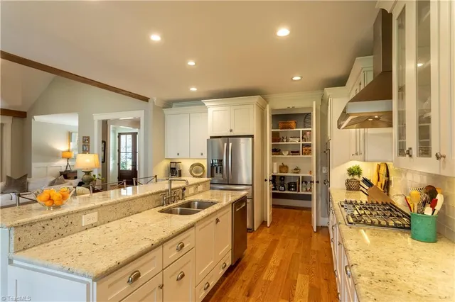 $585,000 | 105 Linden Lane, Lexington, NC 27292