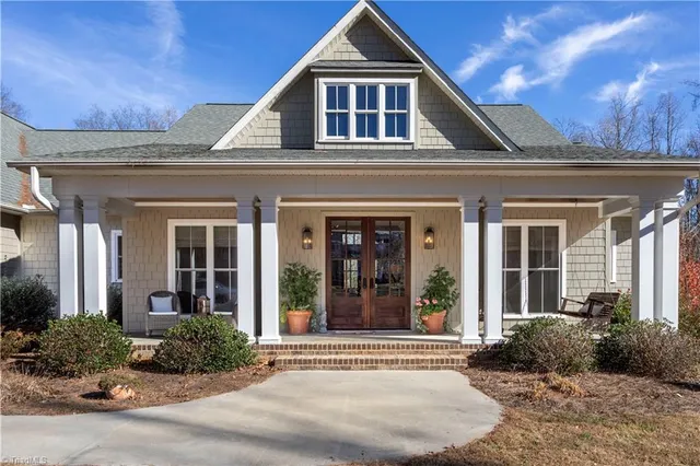 $585,000 | 105 Linden Lane, Lexington, NC 27292
