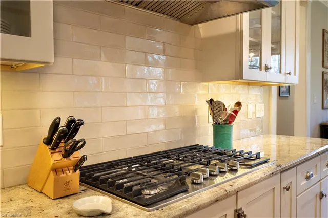 $585,000 | 105 Linden Lane, Lexington, NC 27292